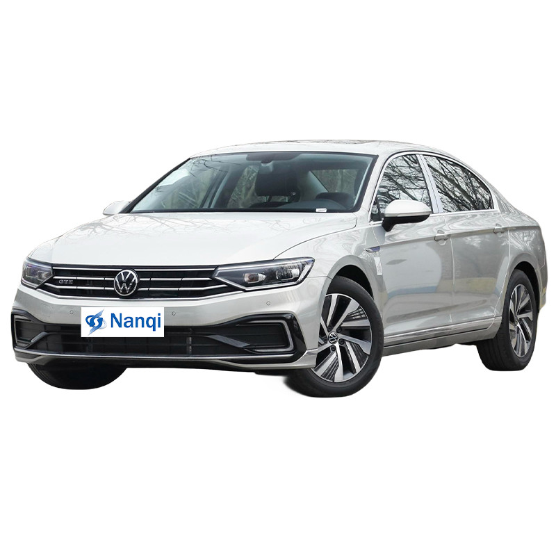 MAGOTAN GTE Midsize VW Plug In Hybrid Cars 4 porte 5 posti berlina