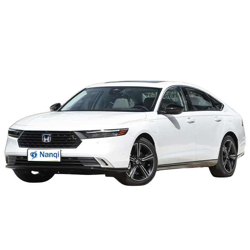 Honda Accord PHEV veicolo elettrico ibrido di medie dimensioni 4 porte 5 sedili berlina