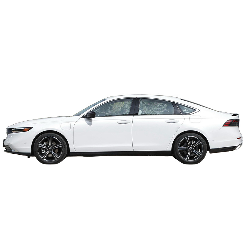 Honda Accord PHEV veicolo elettrico ibrido di medie dimensioni 4 porte 5 sedili berlina