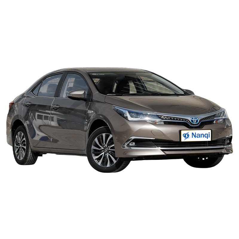 Plug In SUV ibrido elettrico Toyota Corolla Twin Engine E+ 1.8L