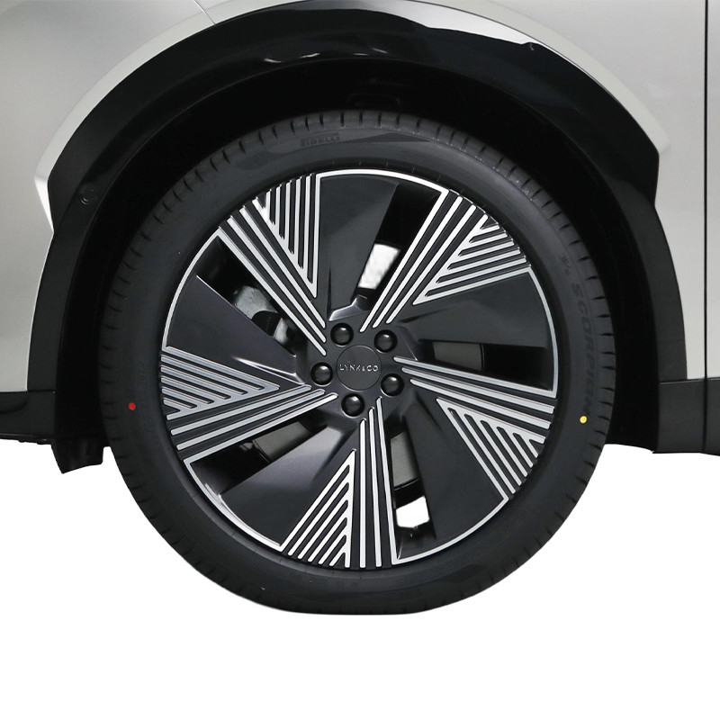 Deluxe Lynk&Co Plug In Hybrid SUV 1.5T 163Ps L4 5 porte 5 posti
