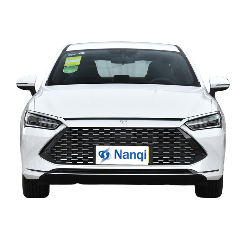 Home Cars Byd Plug In Hybrid SUV BYD Qin Plus DM-I 4 porte 5 posti