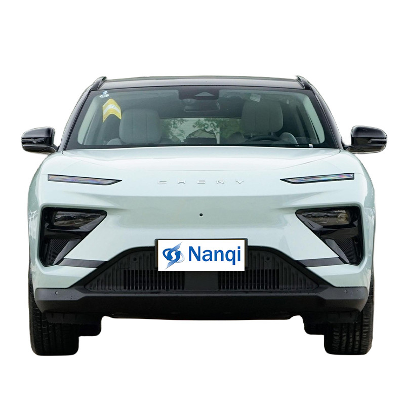 Chery EQ7 Pro Max Mid Size Electric SUV 184Ps 5 posti auto di famiglia